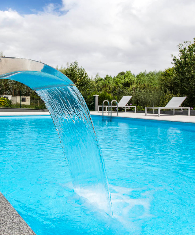 Chorro spa en piscina de pedrouzo Chorro spa en piscina de pedrouzo